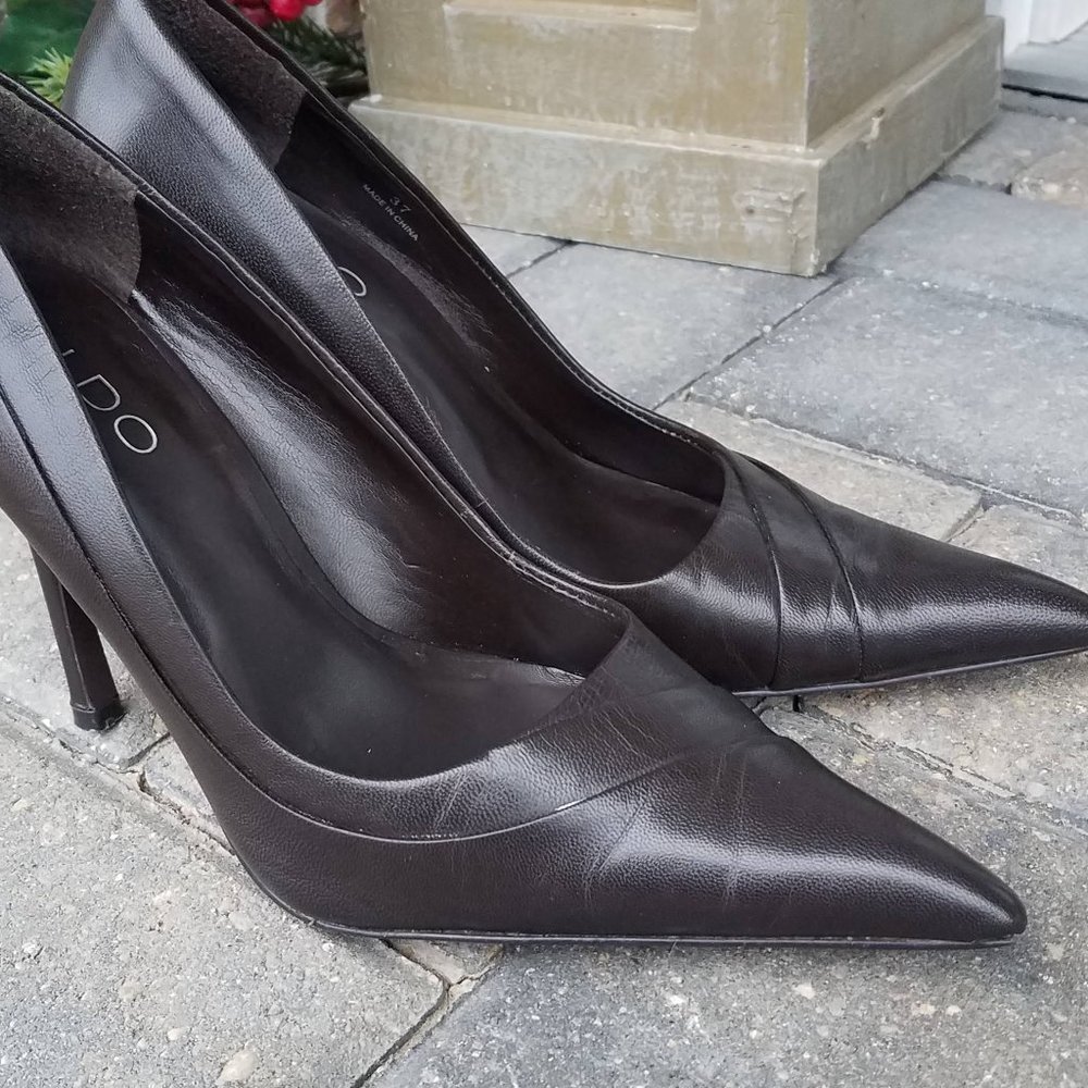 Aldo Brown Heels - Picture 5 of 14